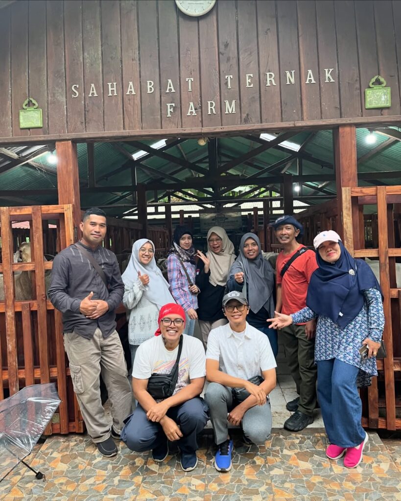 Dari Desa untuk Indonesia: Menggandeng 76 Peternak Lokal